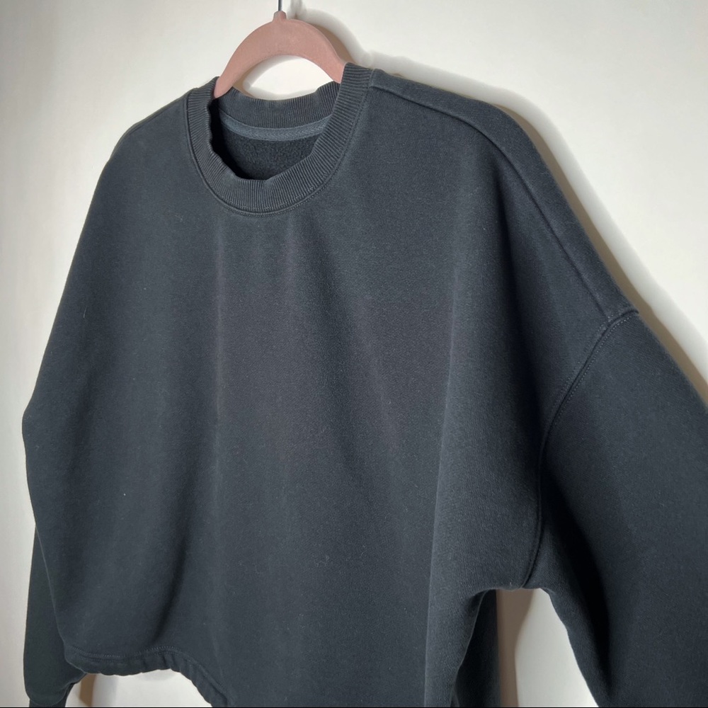 Vuori Restore Sweatshirt Crew Neck Black Drawstring Waist Boxy Cropped Small - Picture 3 of 8
